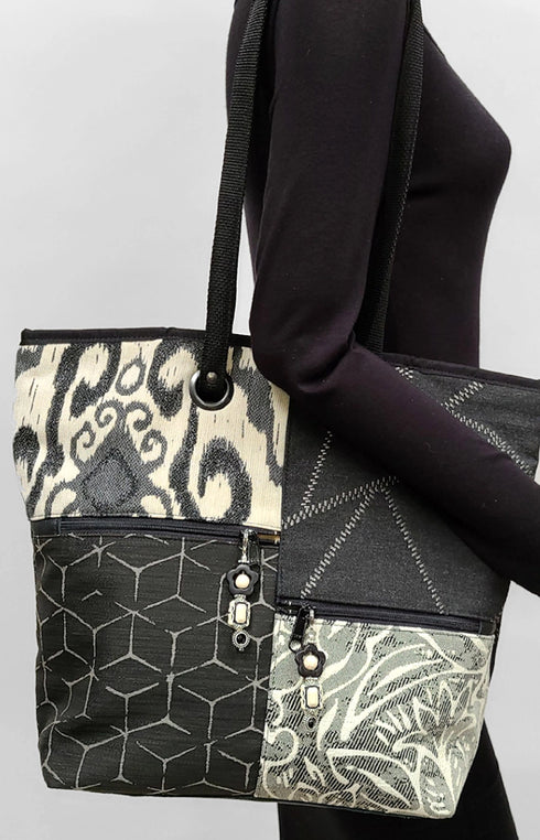 Black And White Ikat